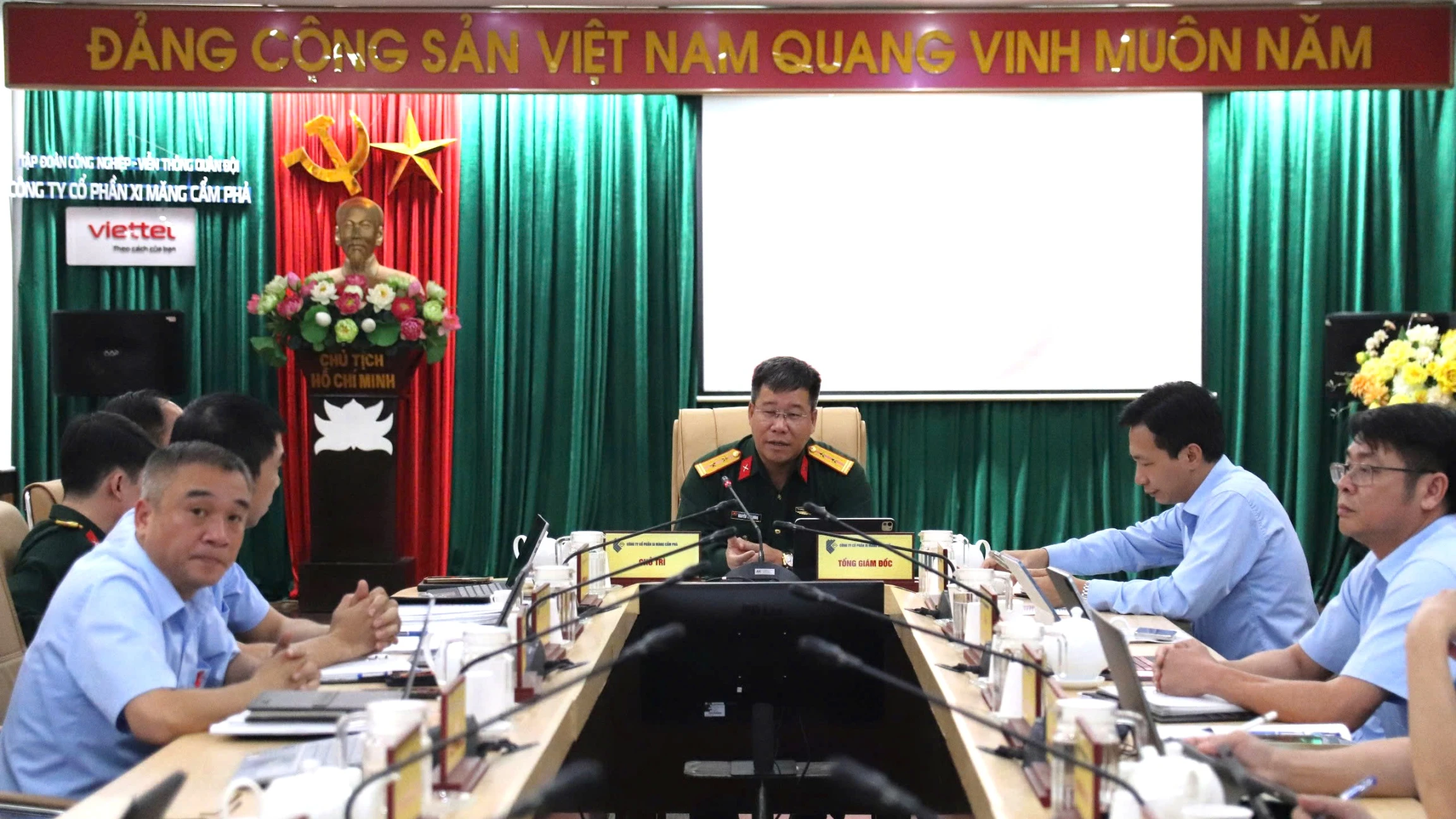 Xi măng Cẩm Phả sơ kết công tác Quý I năm 2026: Nỗ lực vượt khó - Khẳng định vị thế